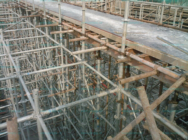 【建筑鋼管腳手架】完工后理應(yīng)“功成身退”！